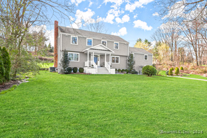 40 Siwanoy Lane