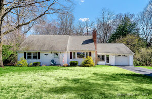 18 Round Hill Road