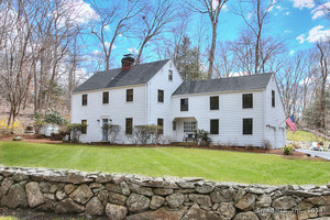 6 Highwood Lane