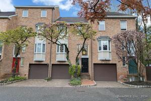 164 Forest Street, Unit 164