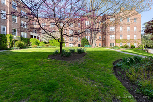 70 Strawberry Hill Avenue, Unit APT 3-1B