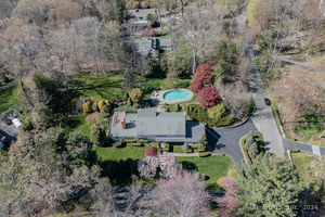 14 Side Hill Road