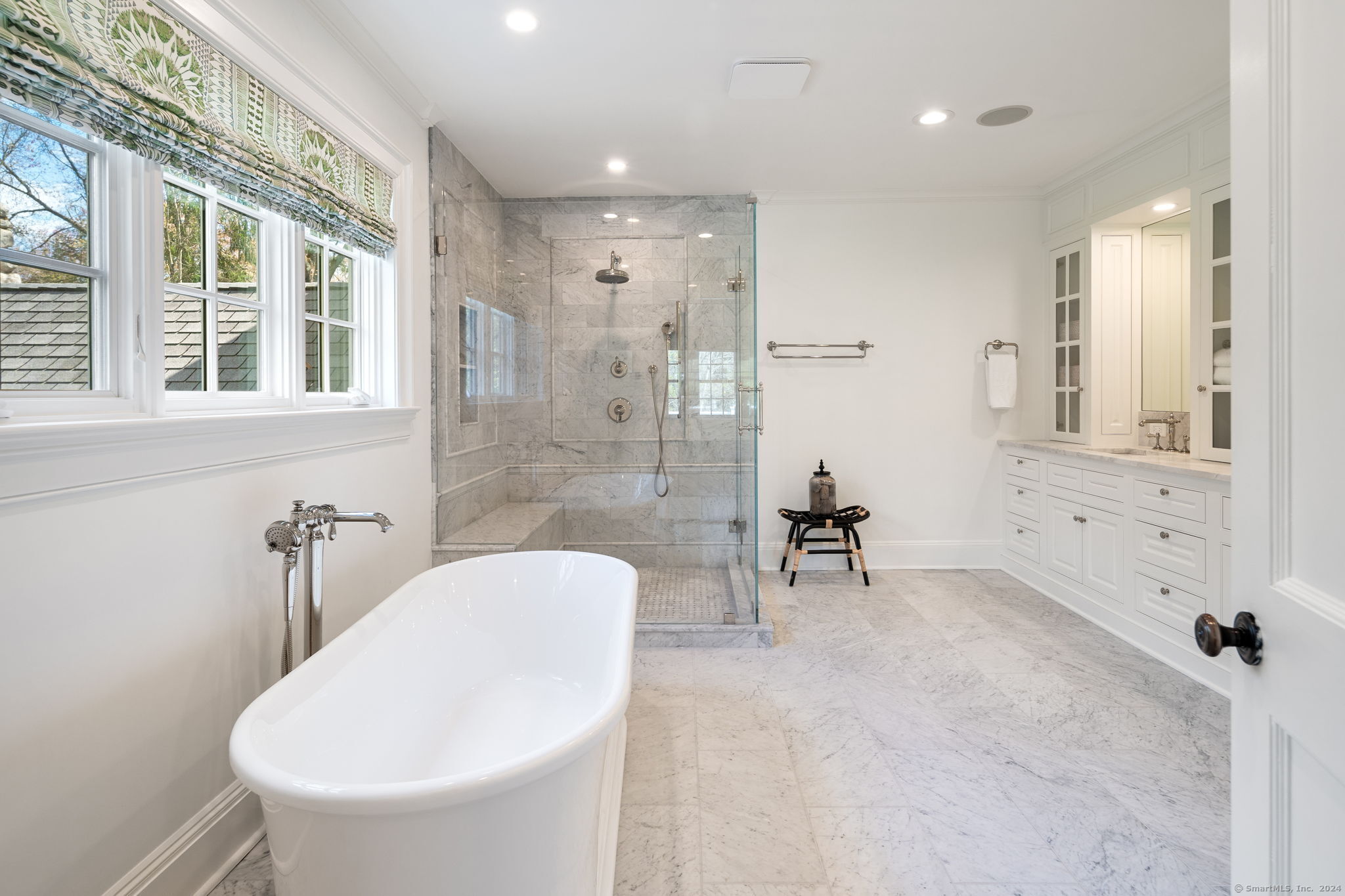 116 Juniper, New Canaan, Connecticut 06840