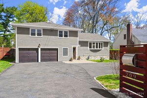 209 Courtland Avenue