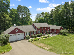 7 Joan Drive