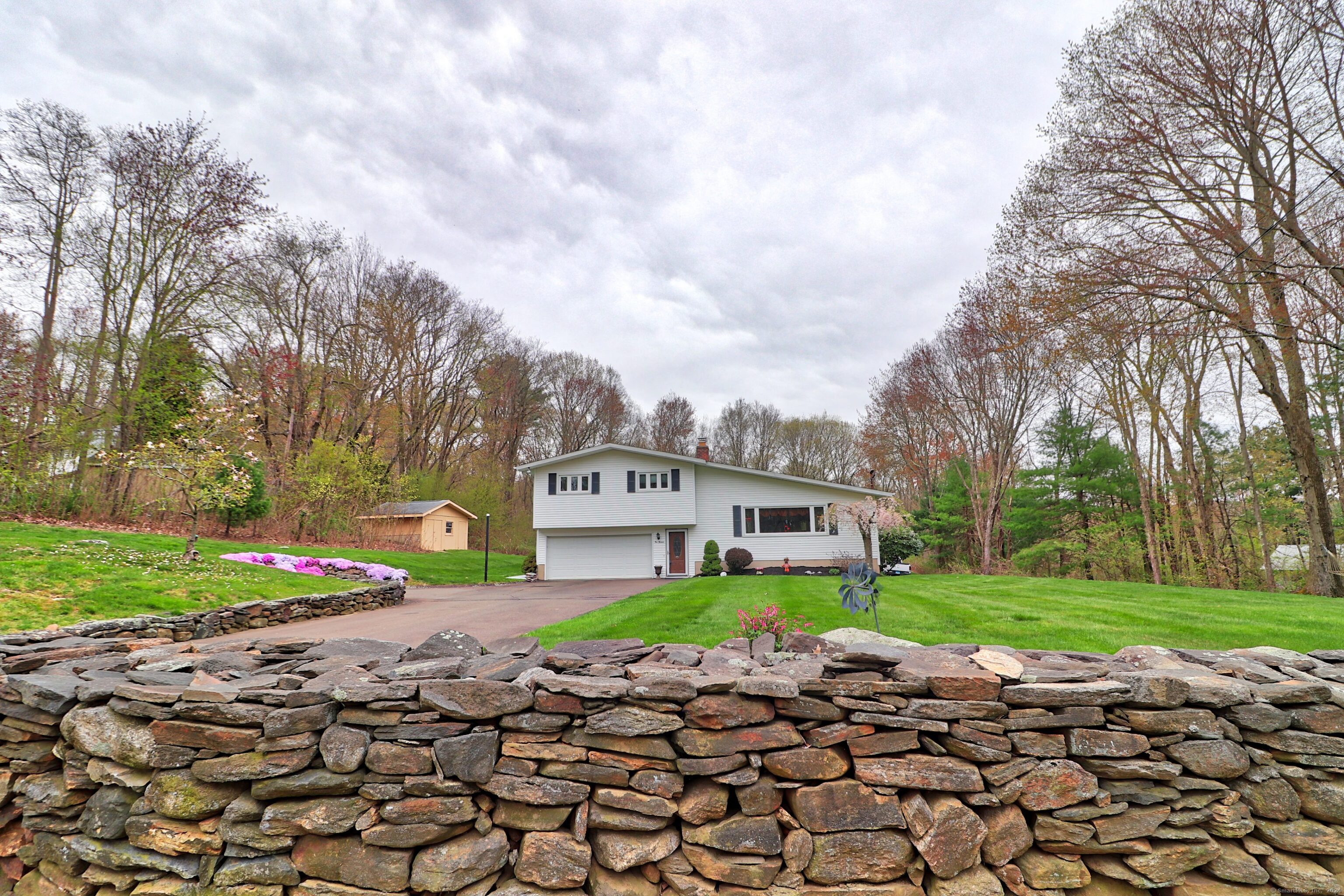 113 Mad River Road Wolcott CT