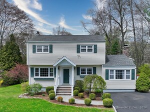 12 Ledgewood Drive