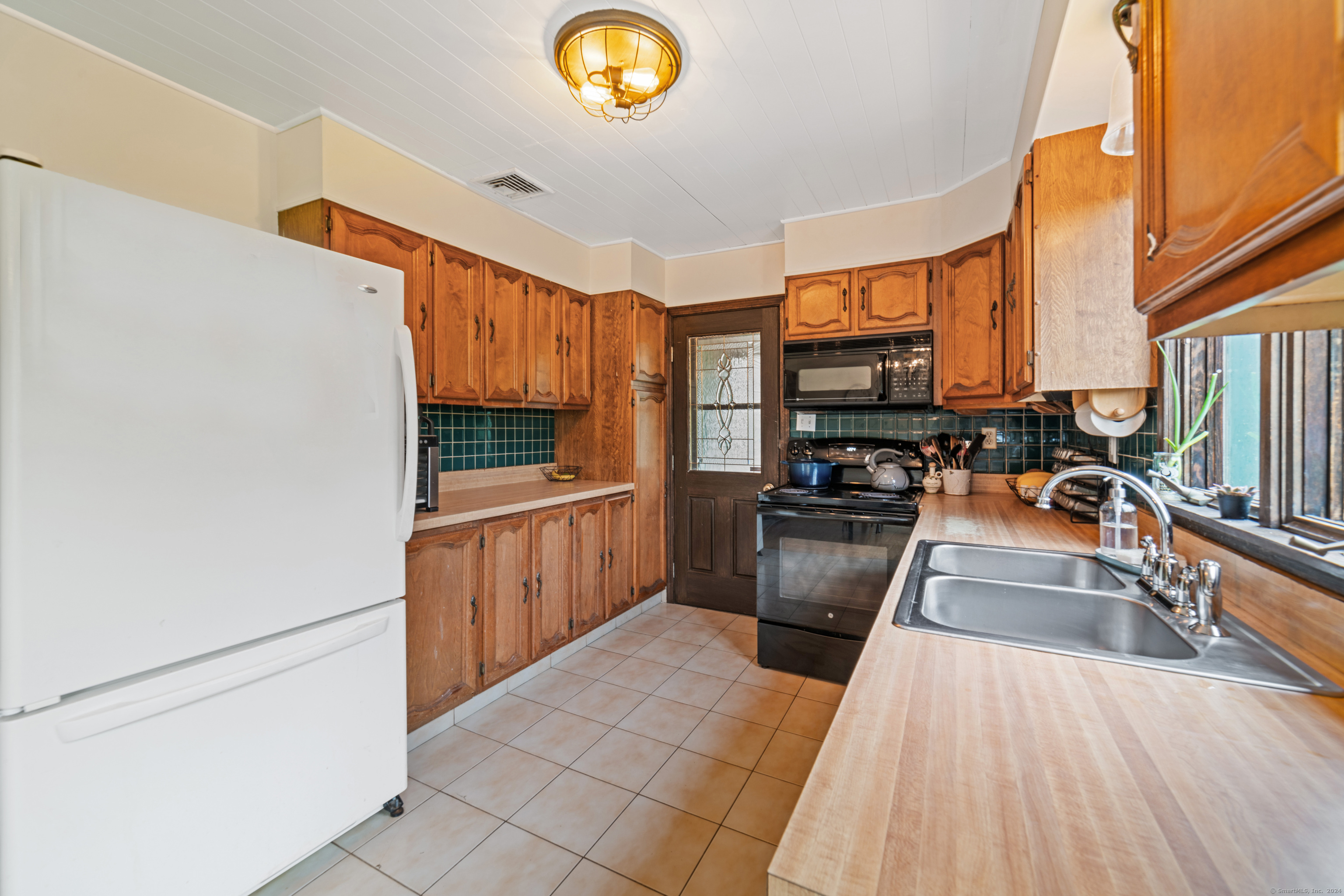 144 Marshall, Winchester, Connecticut 06098