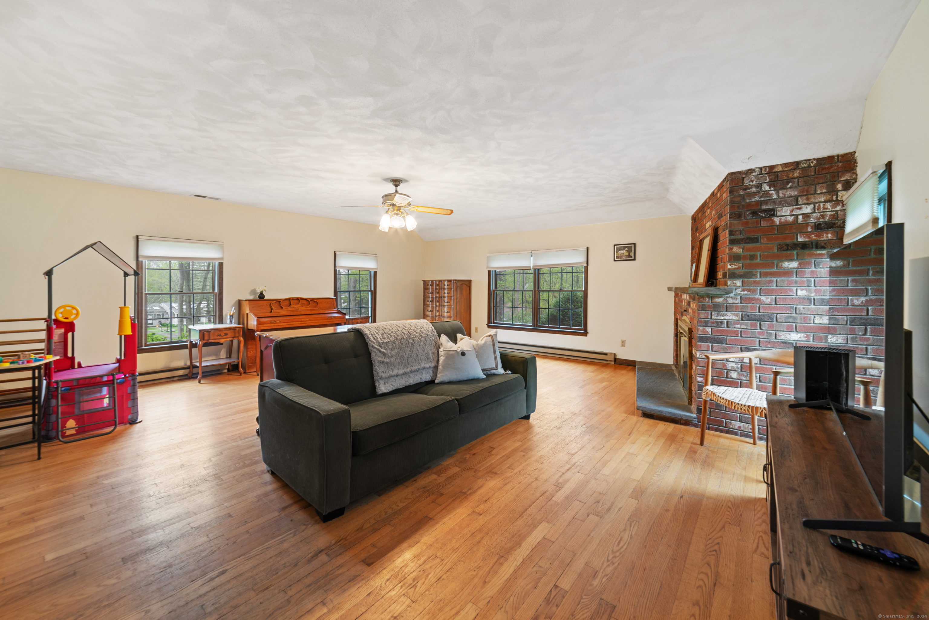 144 Marshall, Winchester, Connecticut 06098