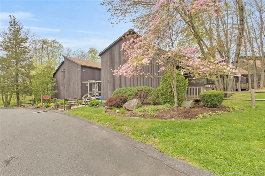 14 Country Squire Drive Cromwell CT
