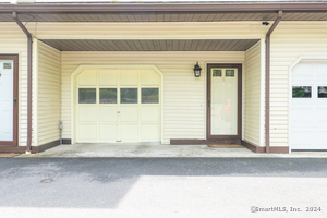 562 Hope Street, Unit APT 5