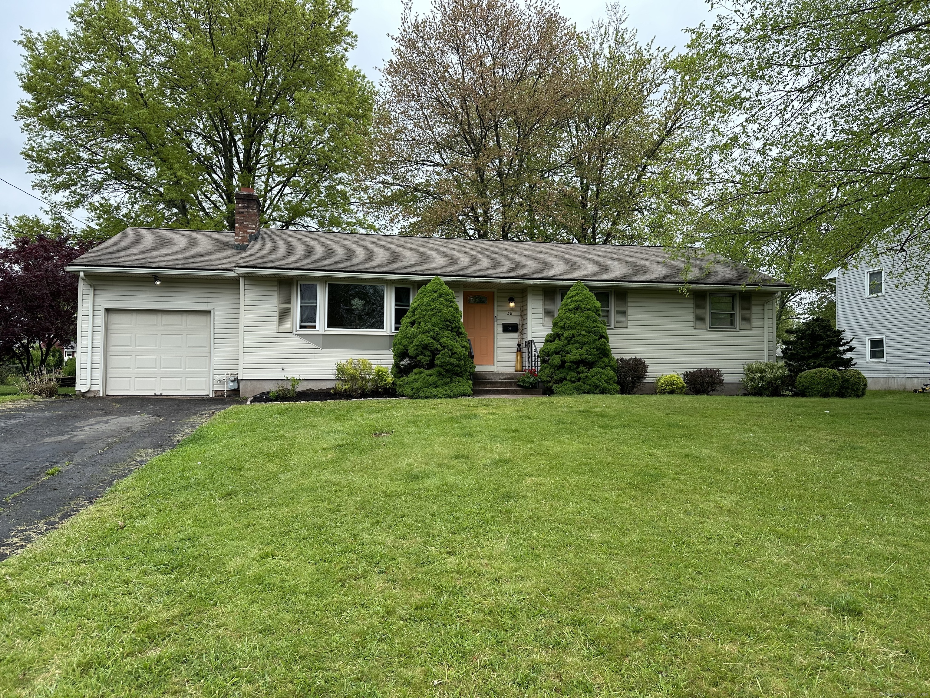 58 Old Musket Drive Newington CT
