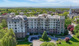 47 Lafayette Place, Unit 4F