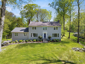 5 Deerwood Road
