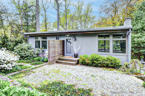 11 Princes Pine Road