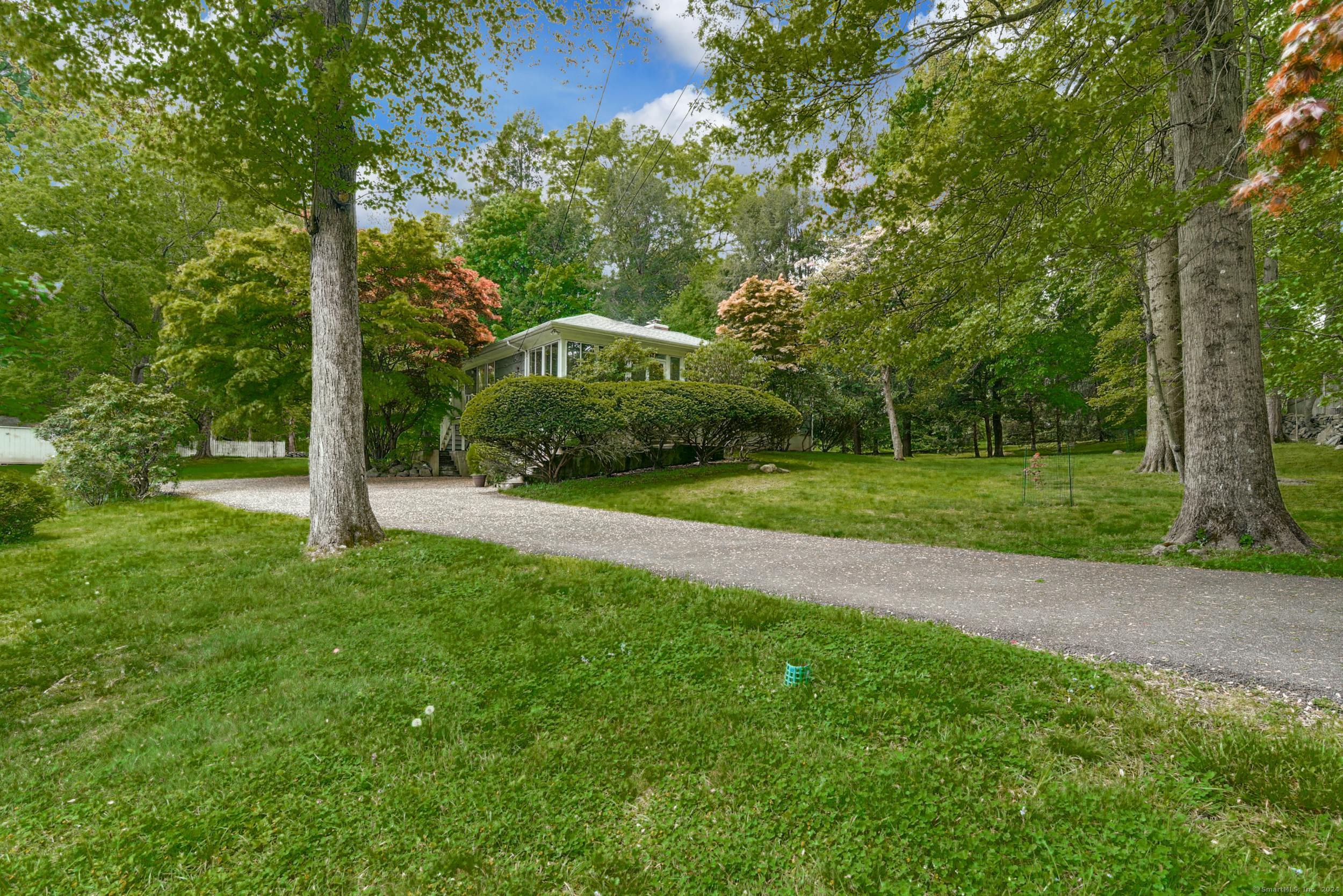 41 Northwoods Road — photo 1