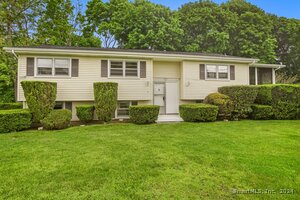 5 Waterbury Road
