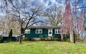 2 Dogwood Terrace