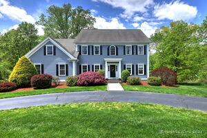 2203 Huntington Turnpike