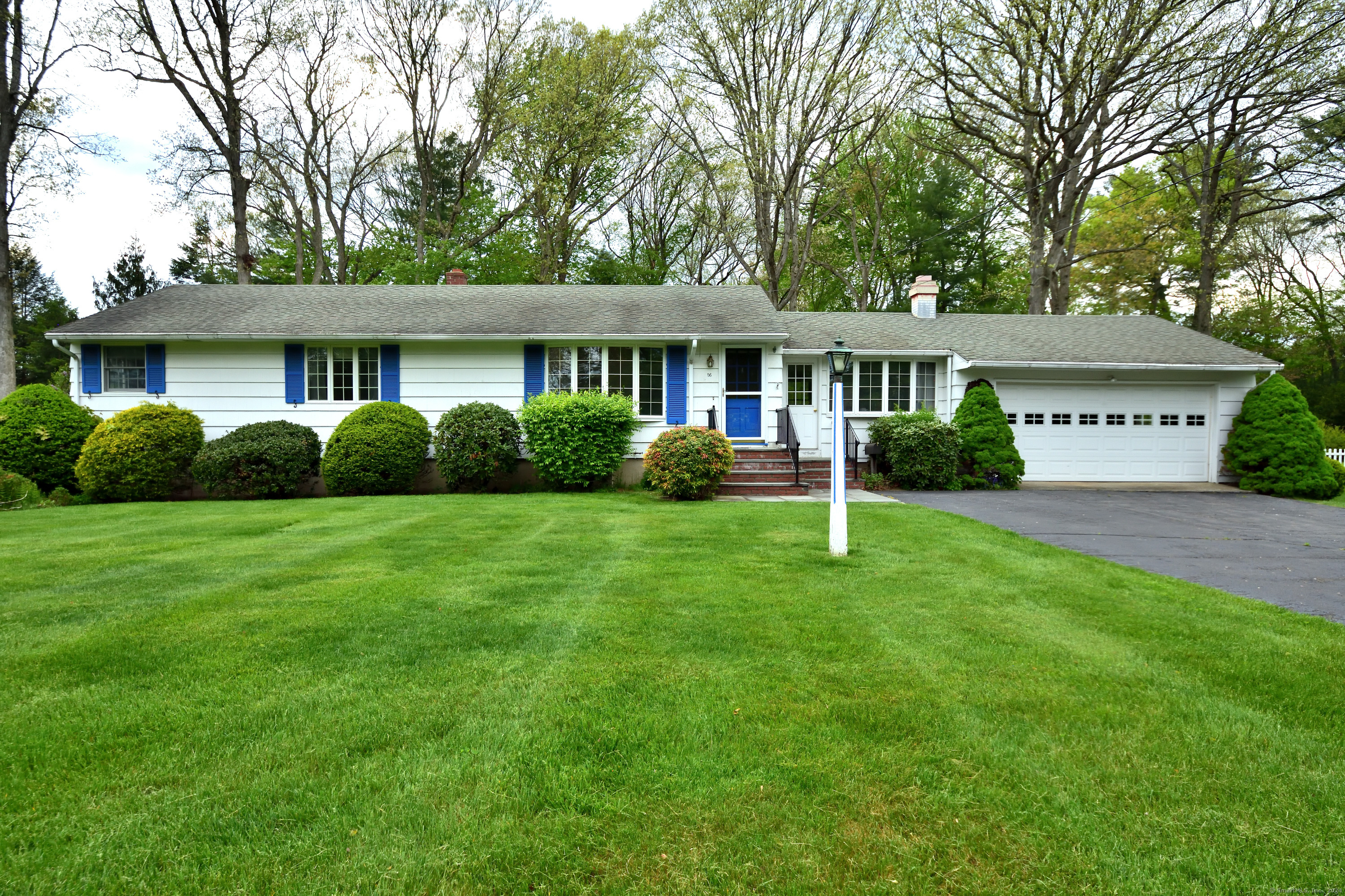 56 Country Way North Haven CT