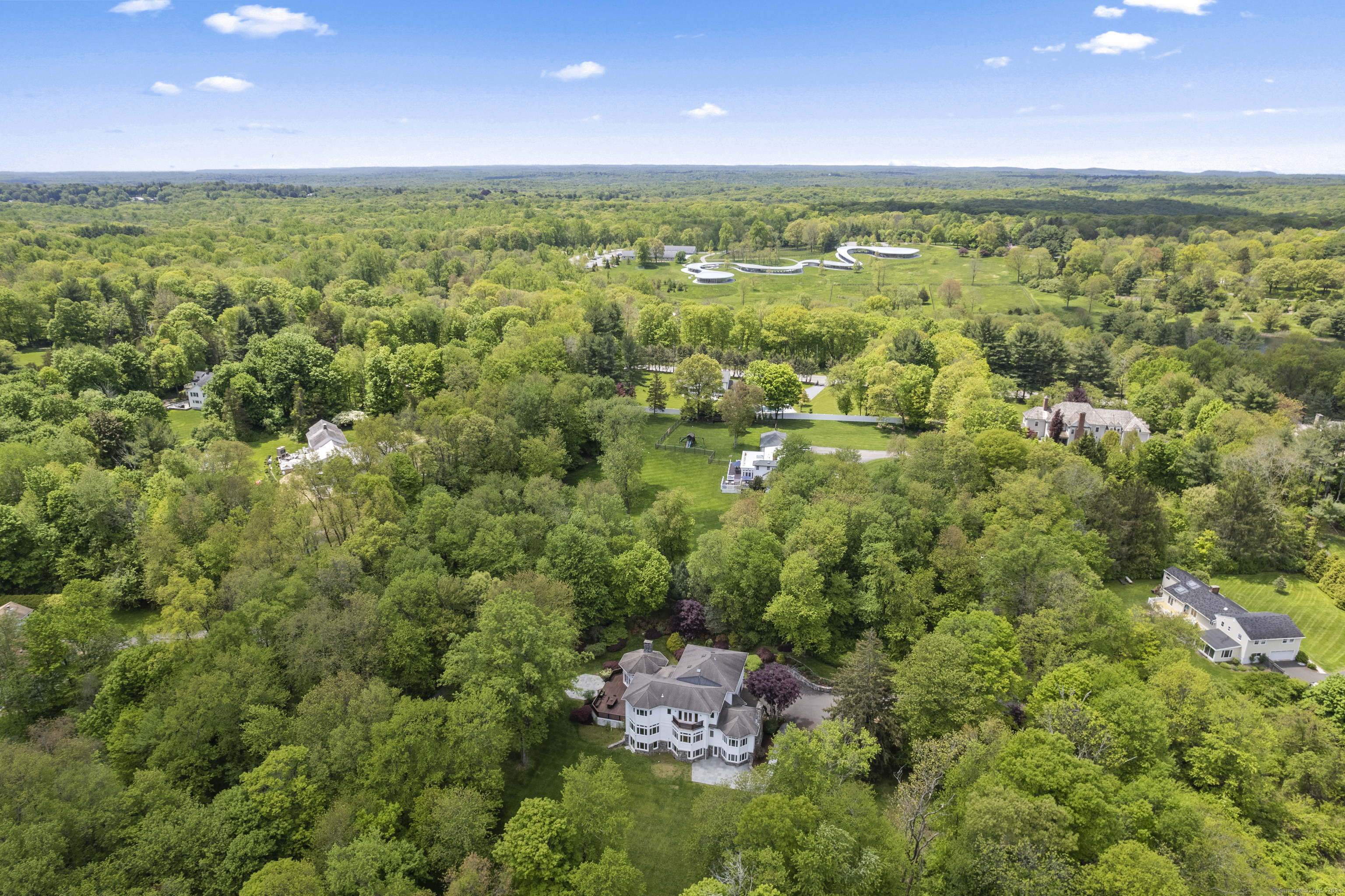 1315 Smith Ridge, New Canaan, Connecticut 06840