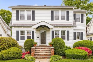 35 Rachelle Avenue