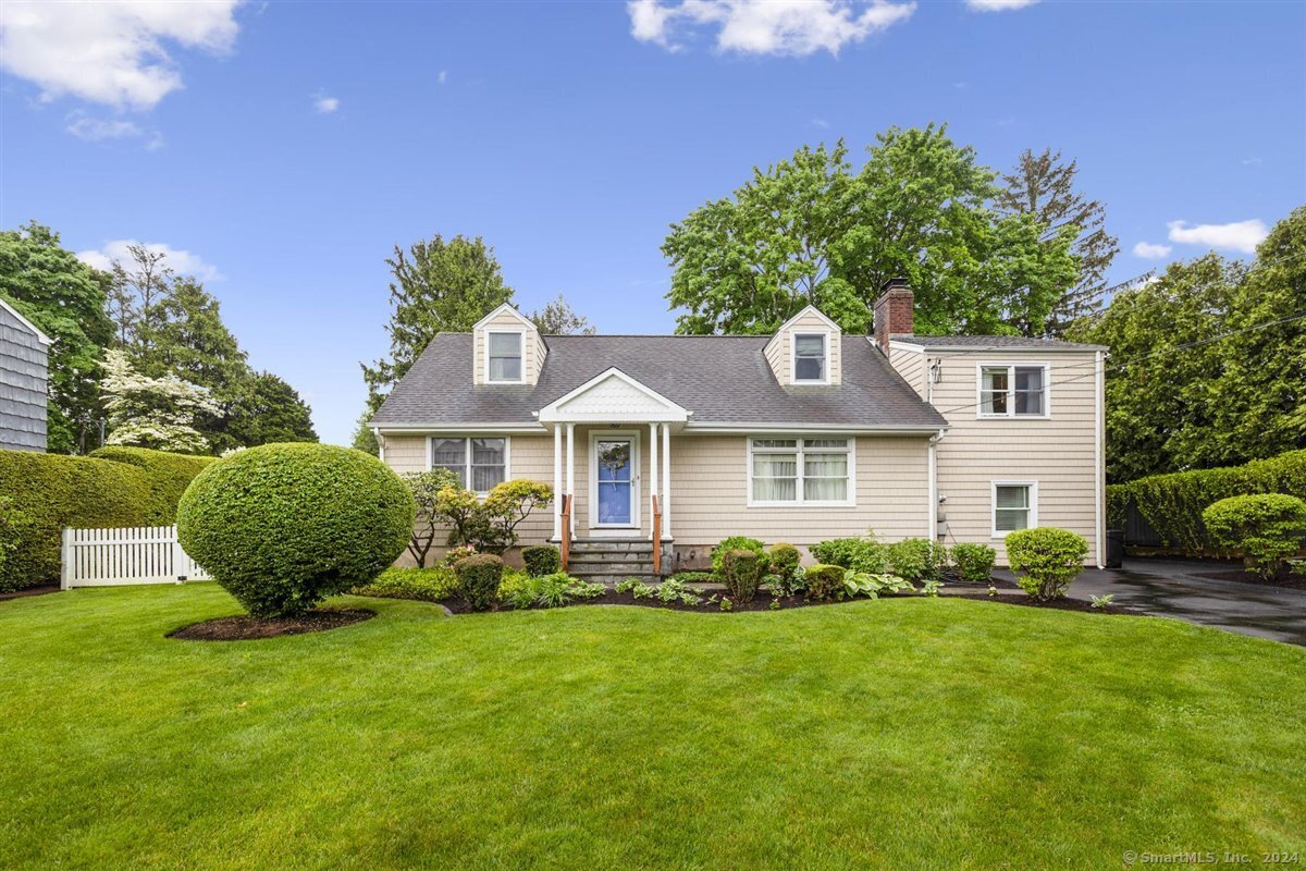 2 Linden Place Greenwich CT
