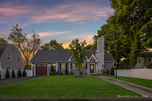 23 Knollwood Avenue