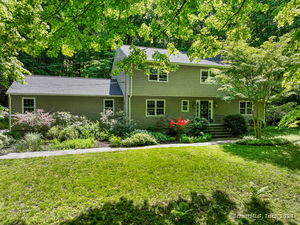 352 Newtown Turnpike