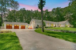 53 Fox Hill Road