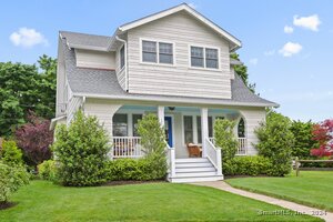 128 Gregory Boulevard