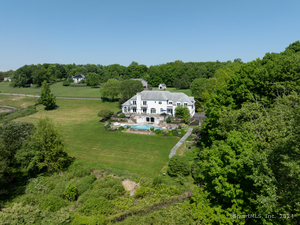 14 Farm Meadow Road
