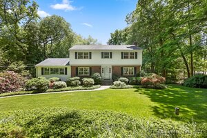 107 Dogwood Lane