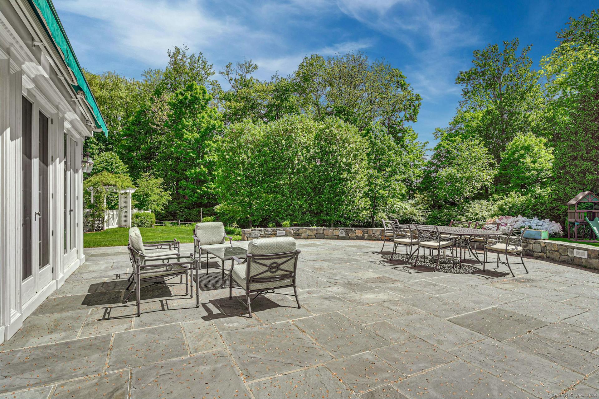 153 Sunset Hill, New Canaan, Connecticut 06840