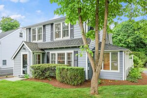 43 Parish Road