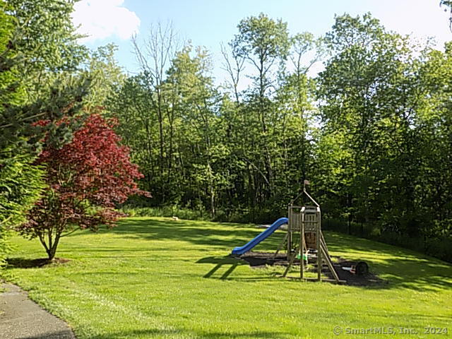 16 Saddle Ridge, New Milford, Connecticut 06776