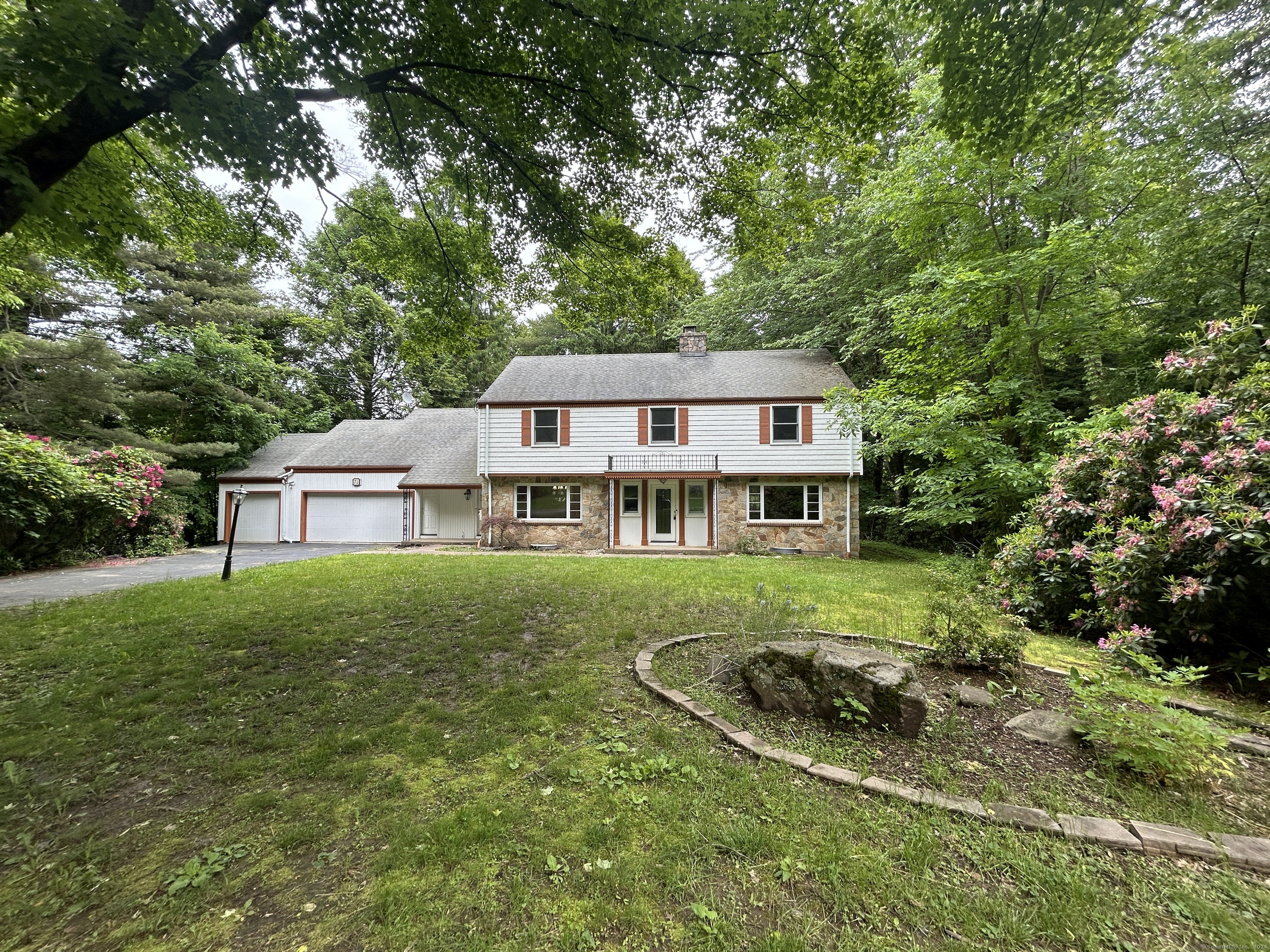 71 Beacon Hill Drive West Hartford CT