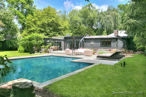 7 Indian Point Lane