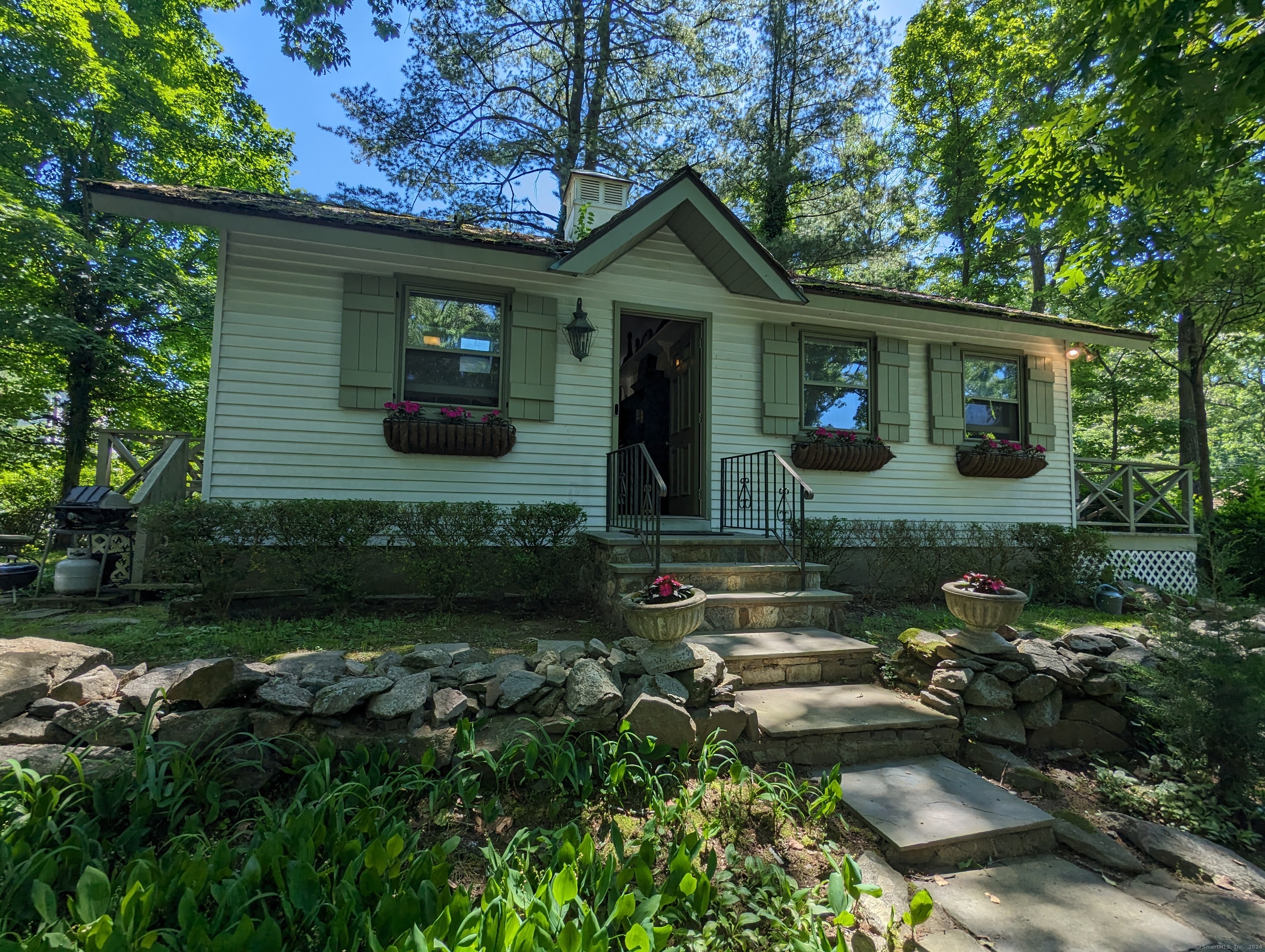 Darien, Connecticut photo 1