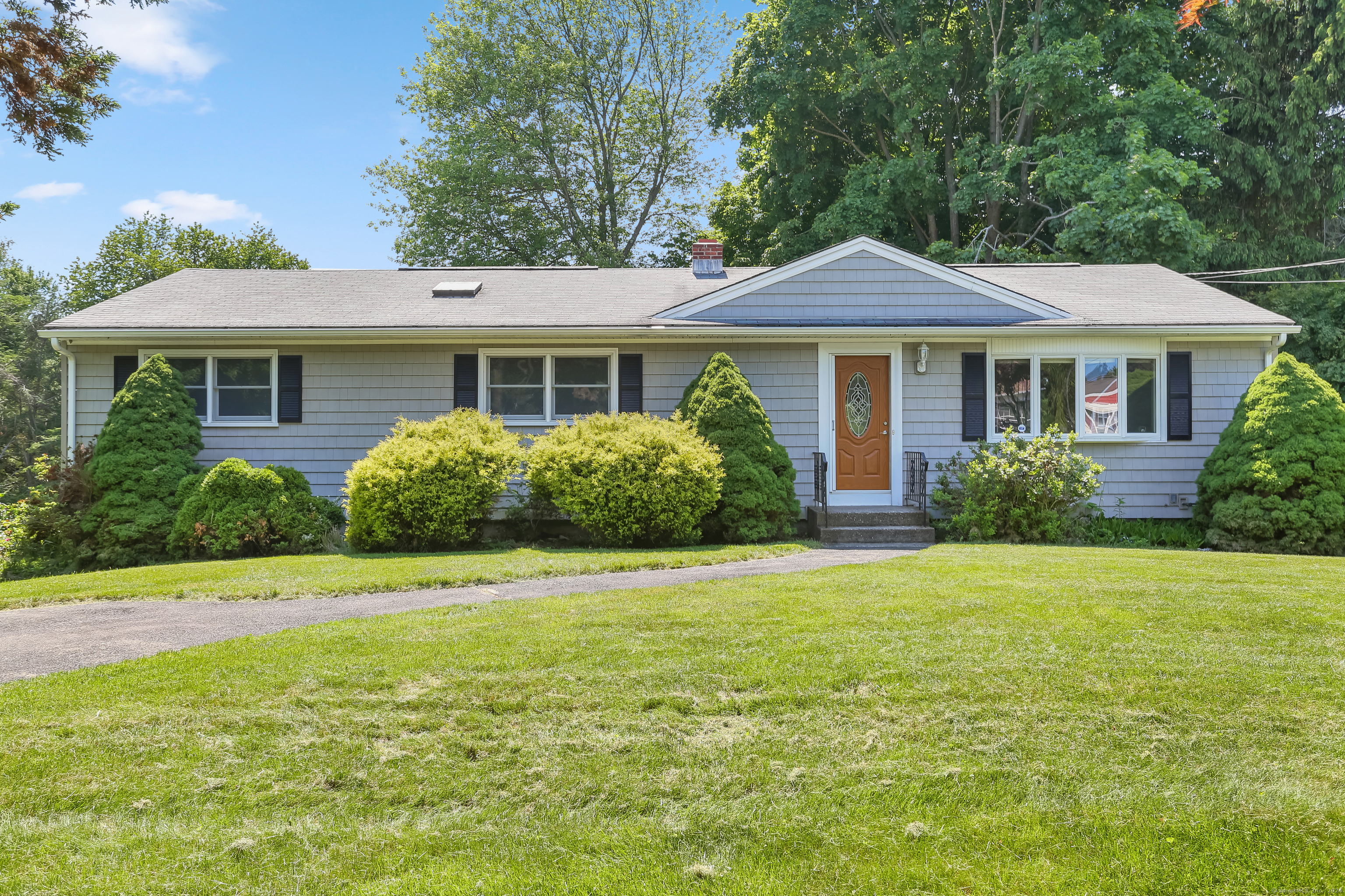 15 High Meadow Road Trumbull CT