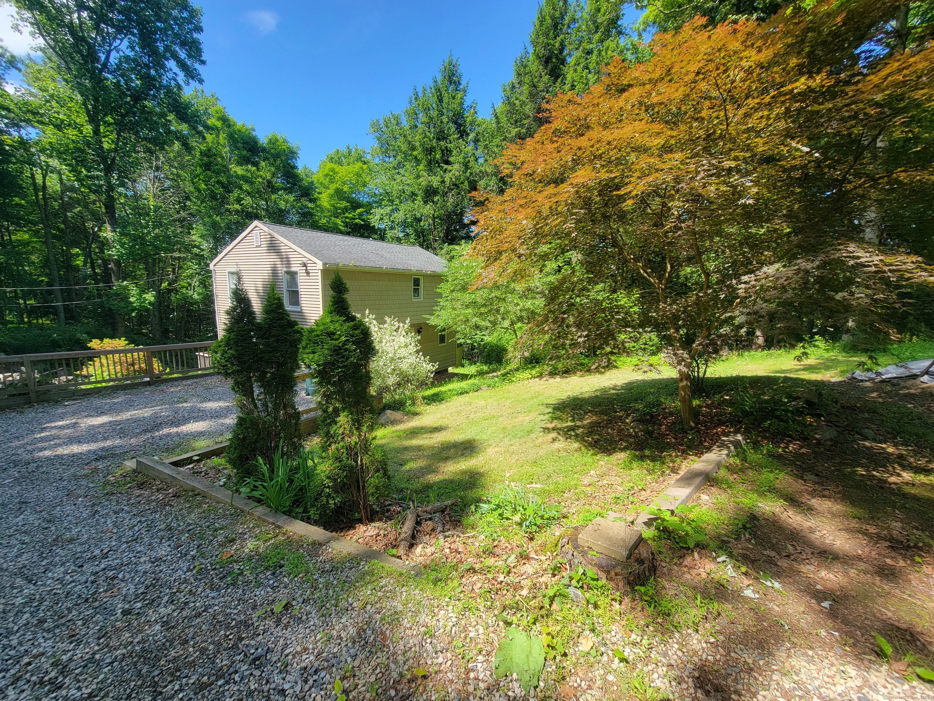 15 Tomahawk Trail — exterior photo