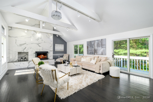 99 Frost Pond Road