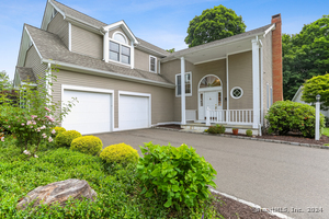 14 Wilton Hills, Unit 14