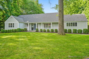 25 Richmond Drive