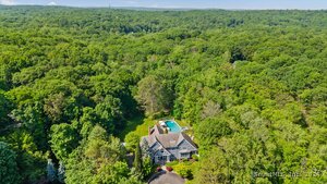 11 Winthrop Hills