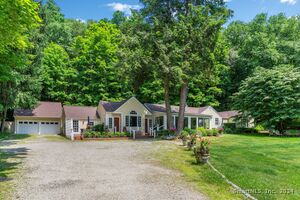 7 Valley Lane