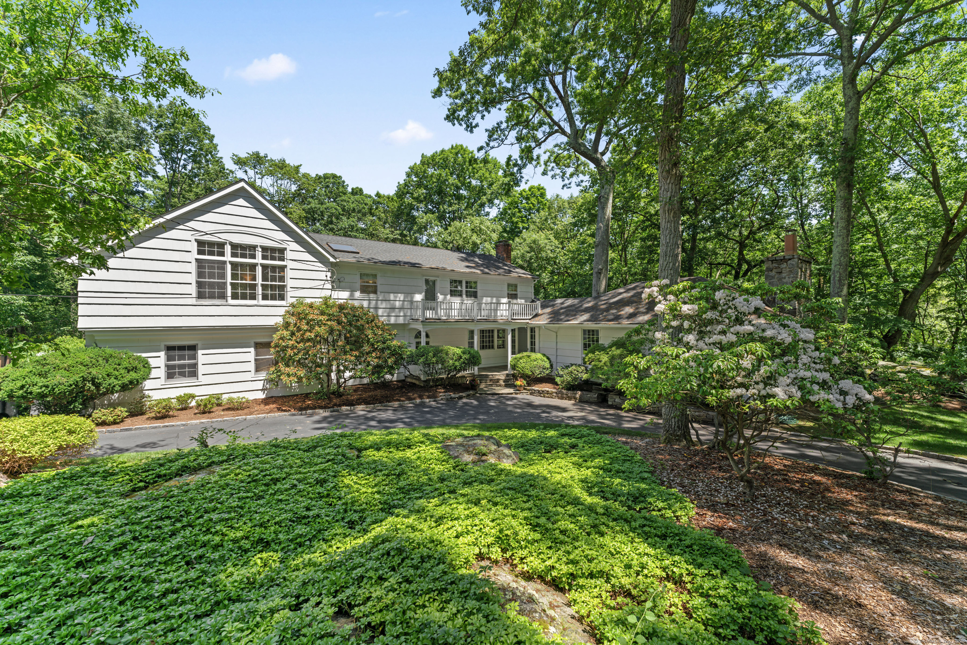 17 Forest Road Weston CT
