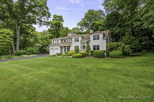 16 Hunting Lane