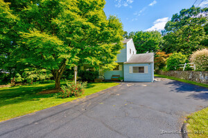 27 Ledgewood Drive