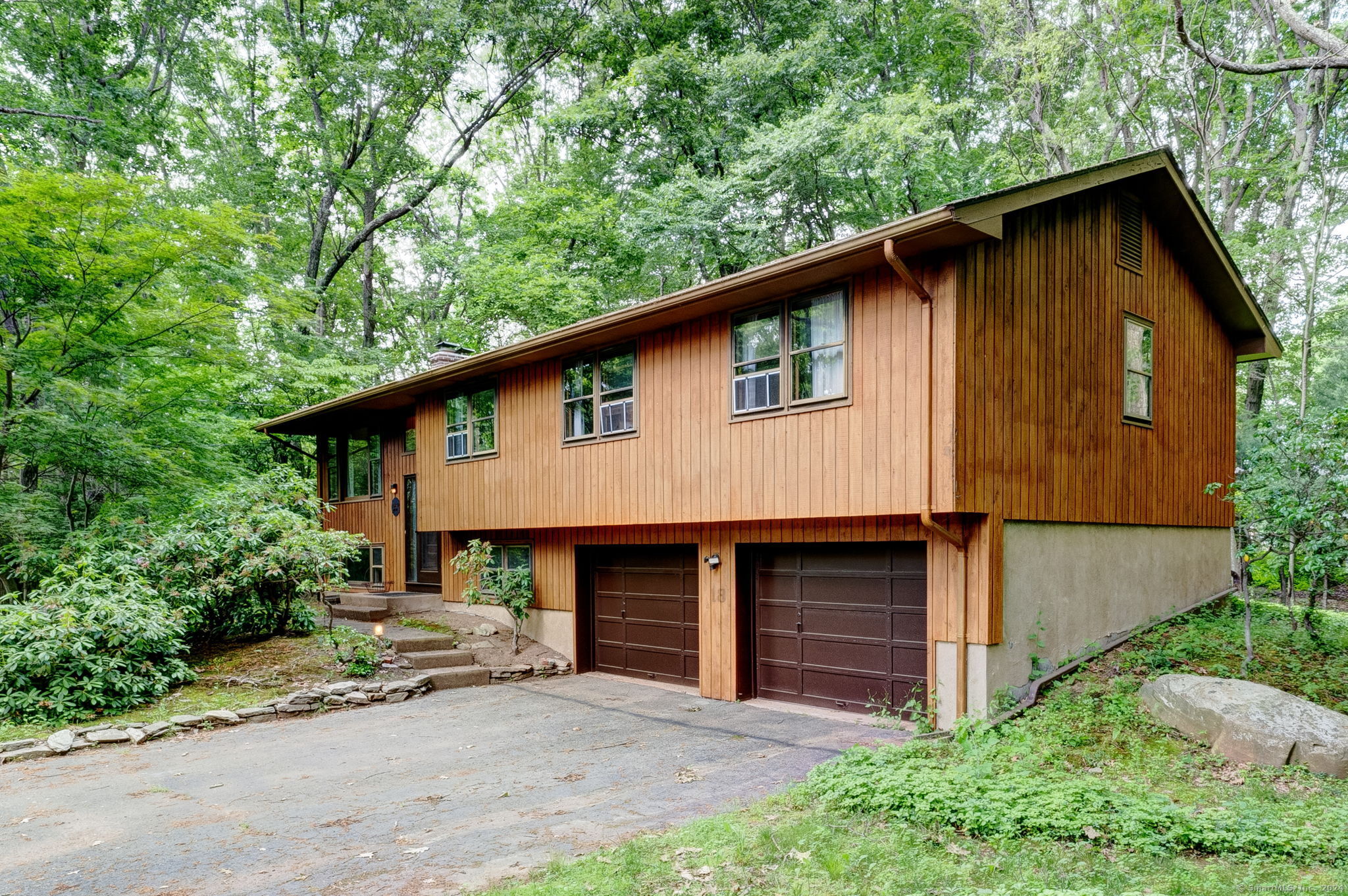18 BRIARWOOD LANE, VERNON, CT 06066